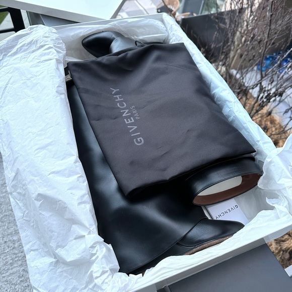 Givenchy Shark boots - Picture 7 of 8